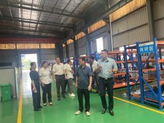 蘆溪水務(wù)總經(jīng)理劉慈華，易總監(jiān)等蒞臨我司參觀交流并指導(dǎo)工作